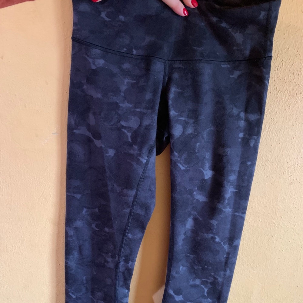 Lululemon cropped leggings